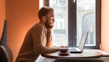 O que comer entre as refeições no home office para manter o foco?